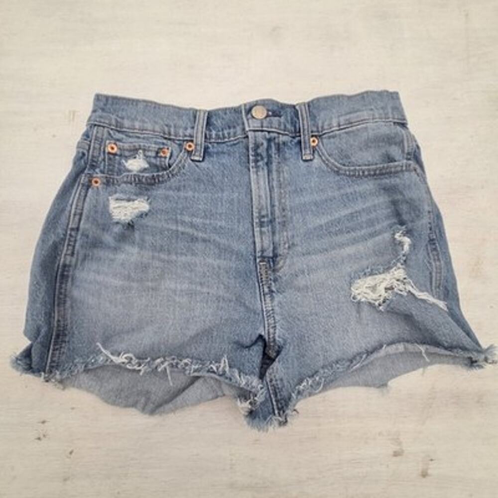 GAP 3" High Rise Cheeky Shorts Womens Size 29 8R Light Wash Denim Distressed
